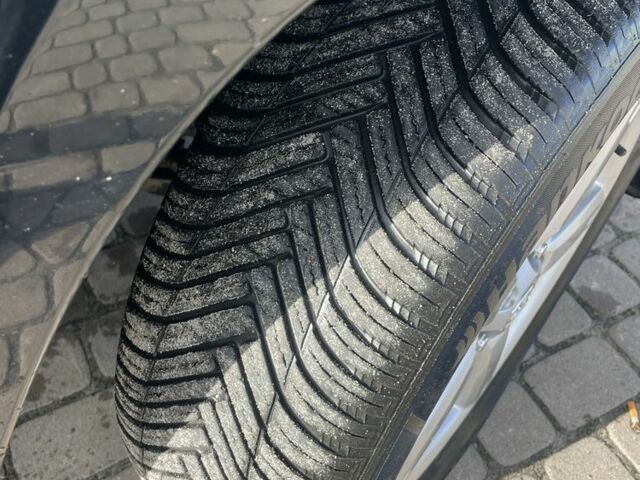 Черный Тойота РАВ 4, объемом двигателя 2.2 л и пробегом 235 тыс. км за 5000 $, фото 7 на Automoto.ua