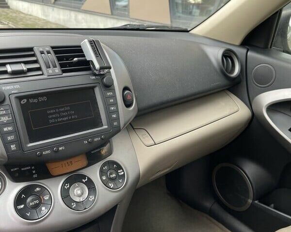 Черный Тойота РАВ 4, объемом двигателя 0 л и пробегом 238 тыс. км за 3255 $, фото 6 на Automoto.ua