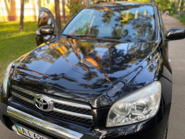 Чорний Тойота РАВ 4, об'ємом двигуна 2 л та пробігом 219 тис. км за 8700 $, фото 1 на Automoto.ua