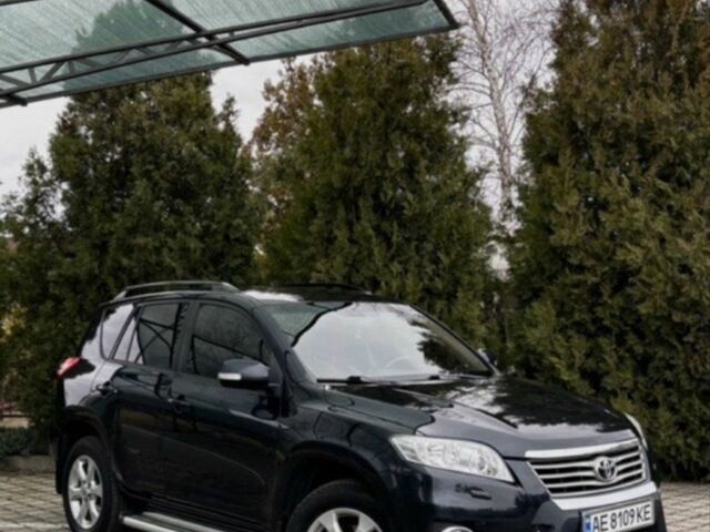 Черный Тойота РАВ 4, объемом двигателя 2.2 л и пробегом 260 тыс. км за 13000 $, фото 2 на Automoto.ua