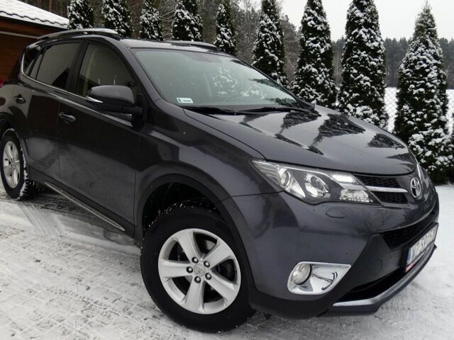 Черный Тойота РАВ 4, объемом двигателя 2 л и пробегом 190 тыс. км за 7800 $, фото 1 на Automoto.ua