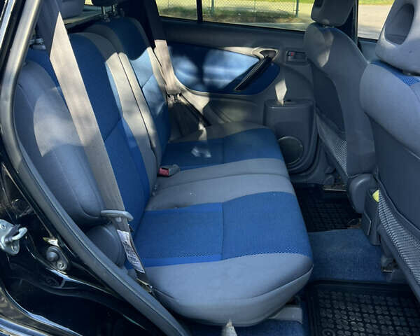 Чорний Тойота РАВ 4, об'ємом двигуна 2 л та пробігом 287 тис. км за 5900 $, фото 30 на Automoto.ua