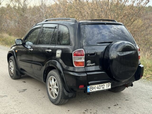 Черный Тойота РАВ 4, объемом двигателя 2 л и пробегом 235 тыс. км за 4500 $, фото 5 на Automoto.ua