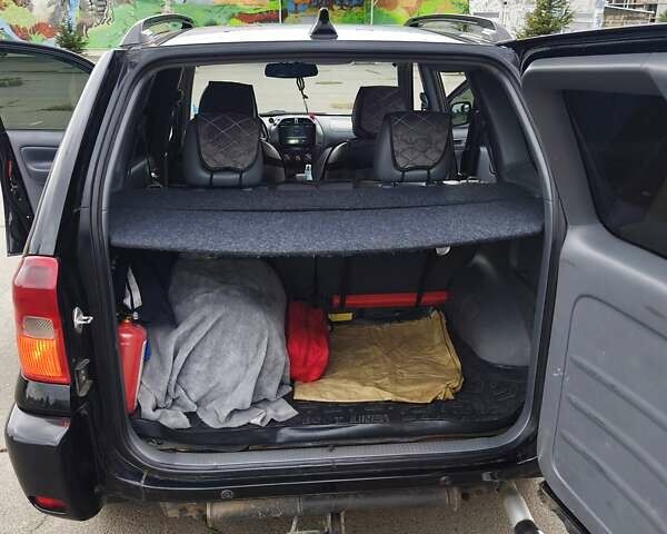 Чорний Тойота РАВ 4, об'ємом двигуна 2 л та пробігом 270 тис. км за 6500 $, фото 9 на Automoto.ua