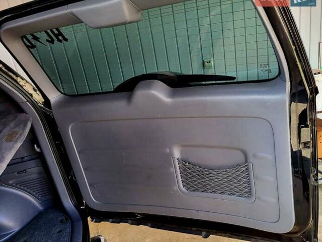 Черный Тойота РАВ 4, объемом двигателя 2 л и пробегом 245 тыс. км за 6800 $, фото 11 на Automoto.ua