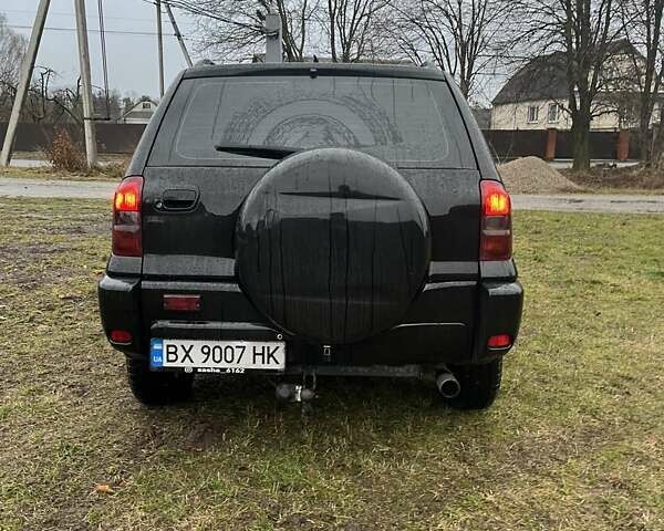 Чорний Тойота РАВ 4, об'ємом двигуна 0 л та пробігом 300 тис. км за 7750 $, фото 2 на Automoto.ua