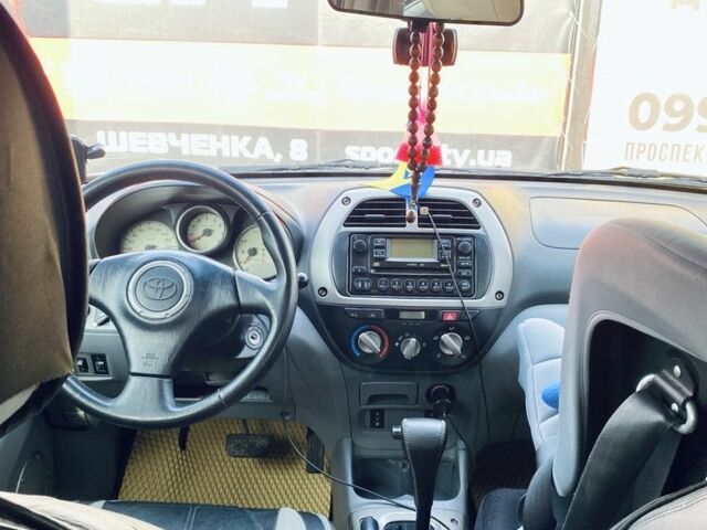 Черный Тойота РАВ 4, объемом двигателя 2 л и пробегом 30 тыс. км за 5000 $, фото 5 на Automoto.ua