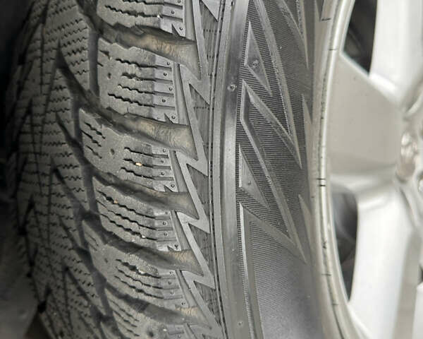 Черный Тойота РАВ 4, объемом двигателя 2 л и пробегом 230 тыс. км за 7850 $, фото 18 на Automoto.ua