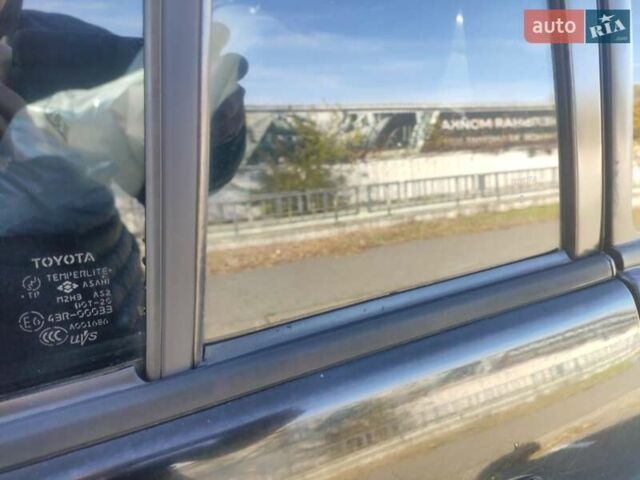 Черный Тойота РАВ 4, объемом двигателя 2 л и пробегом 506 тыс. км за 5300 $, фото 17 на Automoto.ua