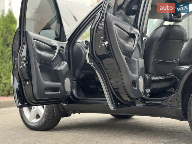 Черный Тойота РАВ 4, объемом двигателя 2 л и пробегом 230 тыс. км за 7850 $, фото 24 на Automoto.ua