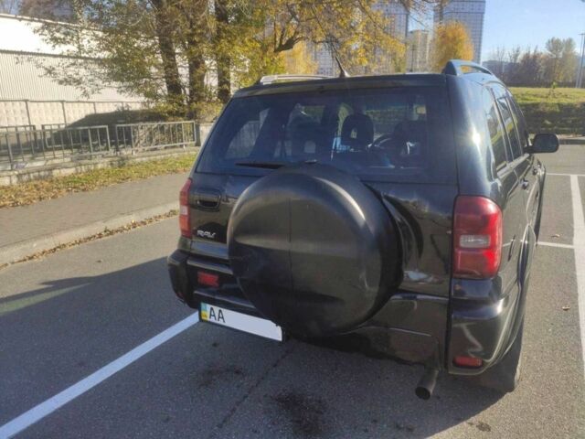 Черный Тойота РАВ 4, объемом двигателя 2 л и пробегом 506 тыс. км за 5300 $, фото 3 на Automoto.ua