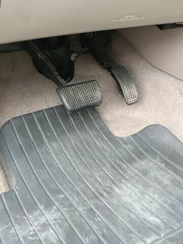 Черный Тойота РАВ 4, объемом двигателя 2 л и пробегом 202 тыс. км за 8066 $, фото 24 на Automoto.ua