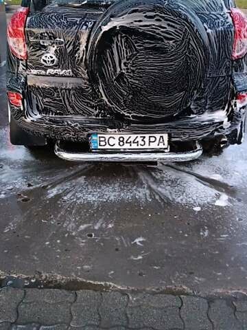 Черный Тойота РАВ 4, объемом двигателя 2 л и пробегом 202 тыс. км за 8066 $, фото 13 на Automoto.ua