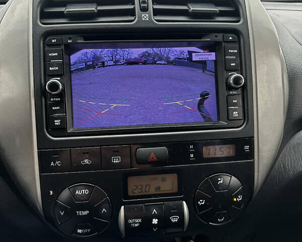 Черный Тойота РАВ 4, объемом двигателя 2 л и пробегом 243 тыс. км за 6900 $, фото 17 на Automoto.ua