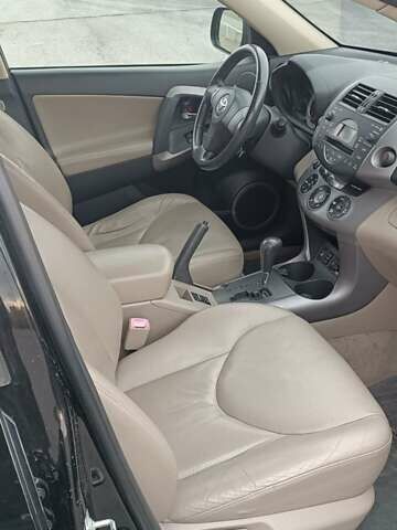 Черный Тойота РАВ 4, объемом двигателя 2 л и пробегом 202 тыс. км за 8066 $, фото 15 на Automoto.ua