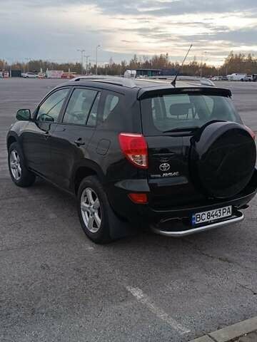 Черный Тойота РАВ 4, объемом двигателя 2 л и пробегом 202 тыс. км за 8066 $, фото 3 на Automoto.ua