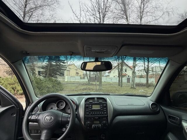 Чорний Тойота РАВ 4, об'ємом двигуна 2 л та пробігом 285 тис. км за 4300 $, фото 12 на Automoto.ua