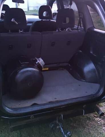 Черный Тойота РАВ 4, объемом двигателя 2 л и пробегом 186 тыс. км за 9500 $, фото 8 на Automoto.ua