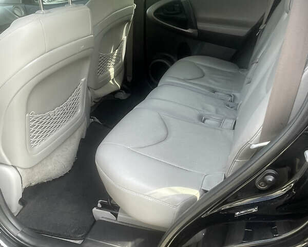 Черный Тойота РАВ 4, объемом двигателя 2.36 л и пробегом 241 тыс. км за 8900 $, фото 10 на Automoto.ua