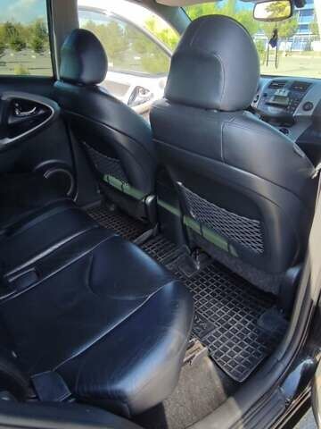 Черный Тойота РАВ 4, объемом двигателя 2 л и пробегом 165 тыс. км за 9500 $, фото 12 на Automoto.ua