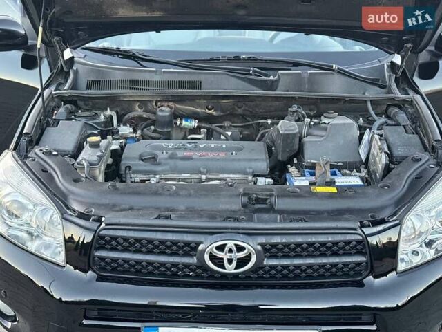 Черный Тойота РАВ 4, объемом двигателя 2.36 л и пробегом 192 тыс. км за 8999 $, фото 49 на Automoto.ua