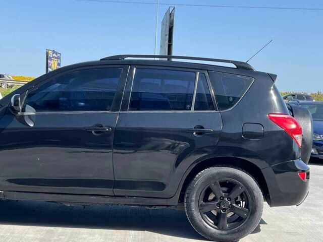 Чорний Тойота РАВ 4, об'ємом двигуна 2 л та пробігом 300 тис. км за 6490 $, фото 8 на Automoto.ua