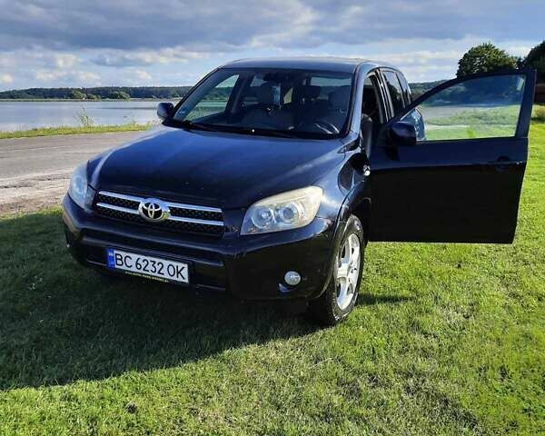 Черный Тойота РАВ 4, объемом двигателя 2.2 л и пробегом 209 тыс. км за 10500 $, фото 14 на Automoto.ua