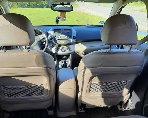 Черный Тойота РАВ 4, объемом двигателя 2.2 л и пробегом 209 тыс. км за 10500 $, фото 7 на Automoto.ua