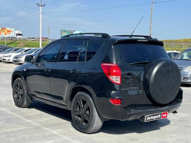 Чорний Тойота РАВ 4, об'ємом двигуна 2 л та пробігом 300 тис. км за 6490 $, фото 7 на Automoto.ua