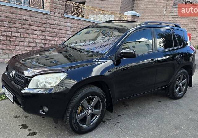 Чорний Тойота РАВ 4, об'ємом двигуна 2 л та пробігом 282 тис. км за 9500 $, фото 9 на Automoto.ua