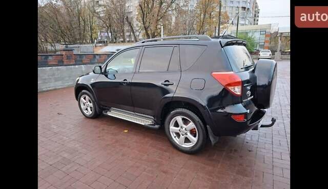 Черный Тойота РАВ 4, объемом двигателя 2.2 л и пробегом 250 тыс. км за 8300 $, фото 3 на Automoto.ua