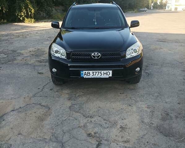 Чорний Тойота РАВ 4, об'ємом двигуна 2 л та пробігом 240 тис. км за 10300 $, фото 7 на Automoto.ua