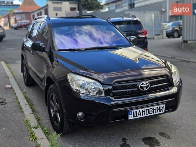 Чорний Тойота РАВ 4, об'ємом двигуна 2 л та пробігом 282 тис. км за 9500 $, фото 5 на Automoto.ua