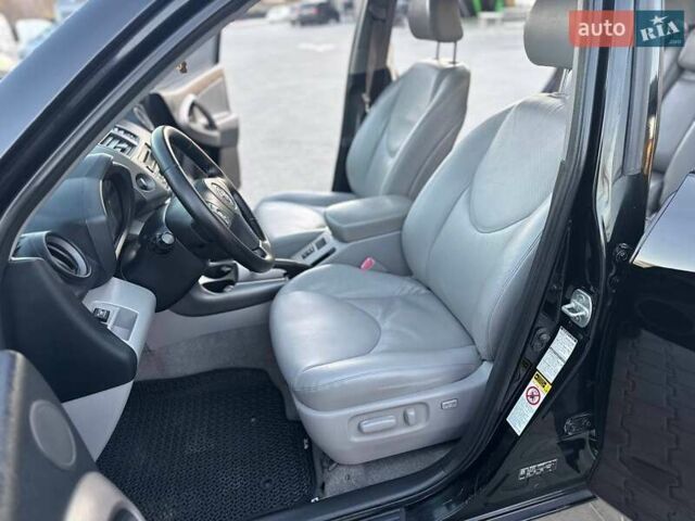 Черный Тойота РАВ 4, объемом двигателя 2.36 л и пробегом 192 тыс. км за 8999 $, фото 25 на Automoto.ua