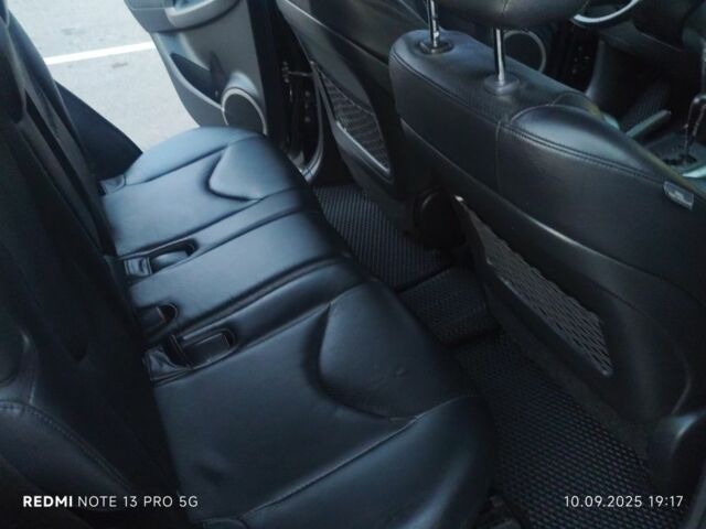 Черный Тойота РАВ 4, объемом двигателя 2 л и пробегом 149 тыс. км за 9490 $, фото 14 на Automoto.ua