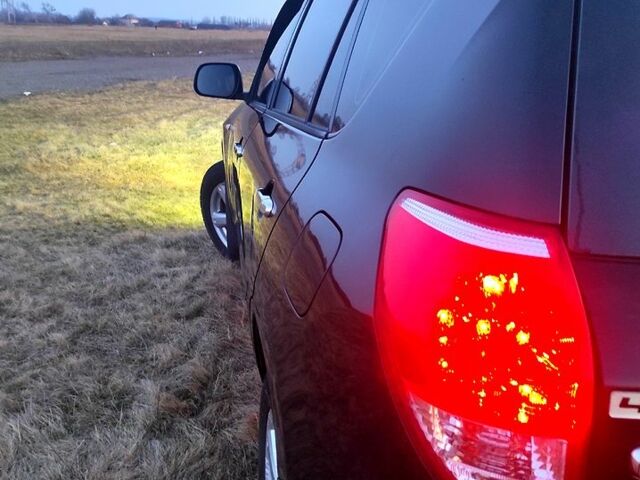 Черный Тойота РАВ 4, объемом двигателя 2 л и пробегом 238 тыс. км за 9500 $, фото 1 на Automoto.ua