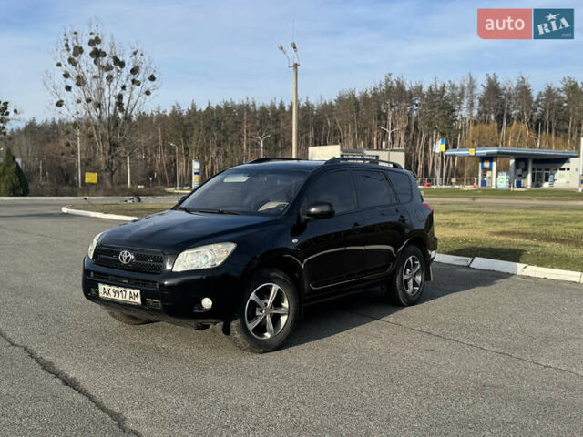 Чорний Тойота РАВ 4, об'ємом двигуна 2.36 л та пробігом 190 тис. км за 8600 $, фото 2 на Automoto.ua