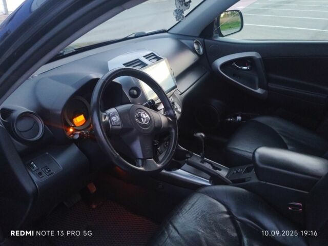 Черный Тойота РАВ 4, объемом двигателя 2 л и пробегом 149 тыс. км за 9490 $, фото 10 на Automoto.ua