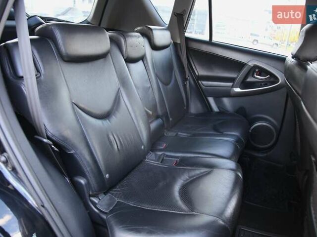 Черный Тойота РАВ 4, объемом двигателя 2 л и пробегом 170 тыс. км за 10000 $, фото 8 на Automoto.ua