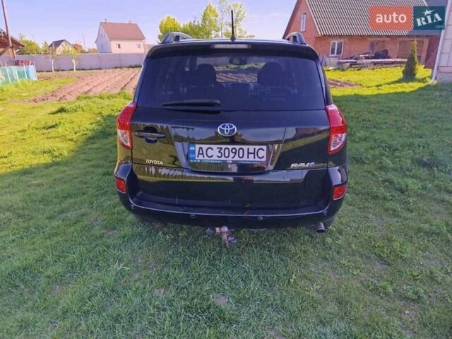 Черный Тойота РАВ 4, объемом двигателя 2.23 л и пробегом 330 тыс. км за 8200 $, фото 4 на Automoto.ua