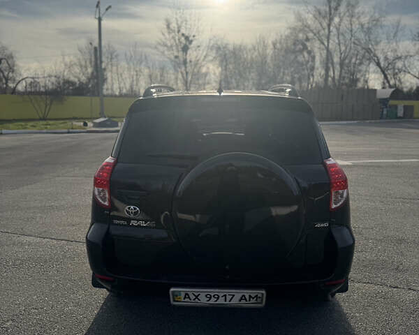 Чорний Тойота РАВ 4, об'ємом двигуна 2.36 л та пробігом 190 тис. км за 8600 $, фото 9 на Automoto.ua