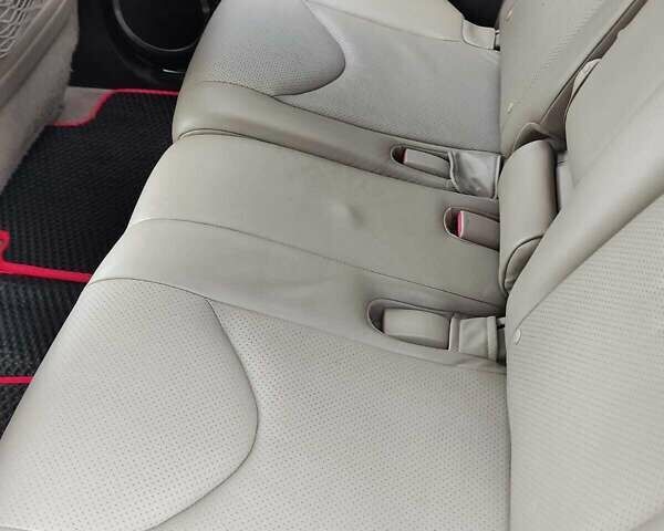 Чорний Тойота РАВ 4, об'ємом двигуна 2.4 л та пробігом 91 тис. км за 12500 $, фото 20 на Automoto.ua