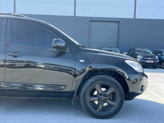 Чорний Тойота РАВ 4, об'ємом двигуна 2 л та пробігом 300 тис. км за 6490 $, фото 3 на Automoto.ua