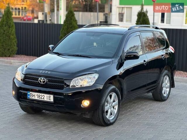 Черный Тойота РАВ 4, объемом двигателя 2.36 л и пробегом 192 тыс. км за 8999 $, фото 1 на Automoto.ua