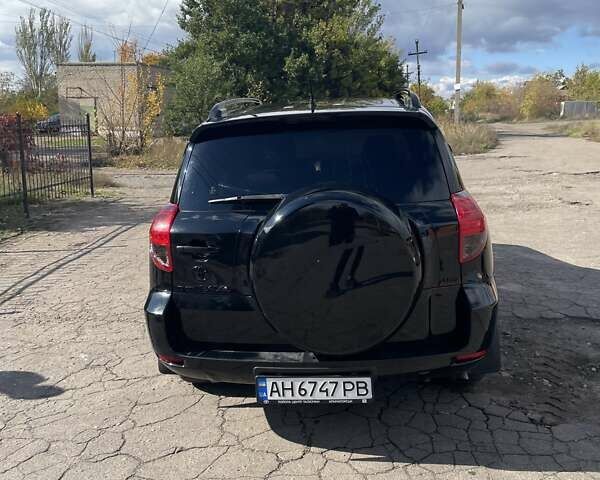 Тойота РАВ 4 2006 в Краматорске на Automoto.ua Черный Тойота РАВ 4, объемом двигателя 2.4 л и пробегом 240 тыс. км за 10700 $, фото 4 на Automoto.ua