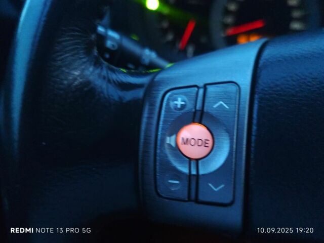 Черный Тойота РАВ 4, объемом двигателя 2 л и пробегом 149 тыс. км за 9490 $, фото 19 на Automoto.ua