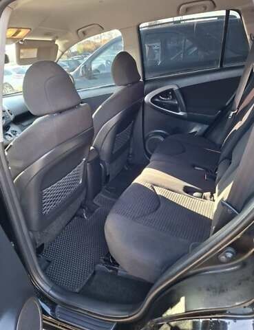 Черный Тойота РАВ 4, объемом двигателя 2.2 л и пробегом 250 тыс. км за 8300 $, фото 10 на Automoto.ua