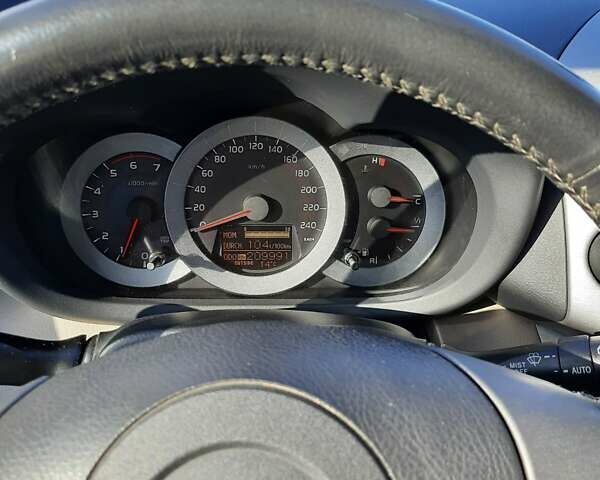 Черный Тойота РАВ 4, объемом двигателя 2.2 л и пробегом 209 тыс. км за 10500 $, фото 19 на Automoto.ua