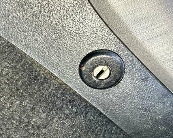 Черный Тойота РАВ 4, объемом двигателя 2 л и пробегом 245 тыс. км за 7999 $, фото 14 на Automoto.ua