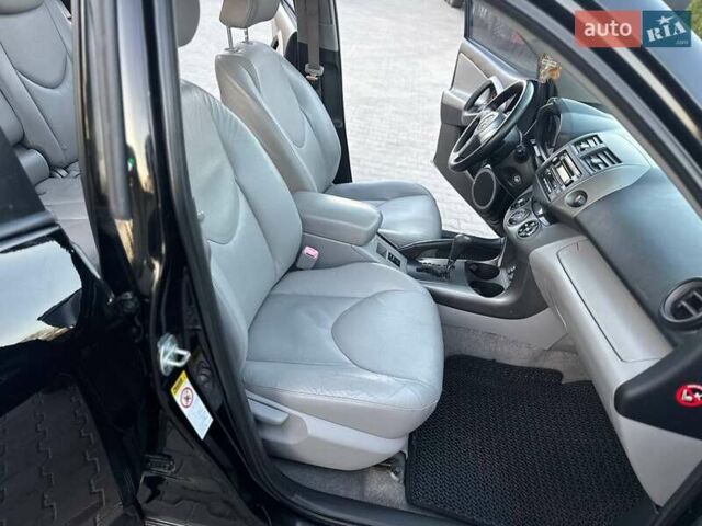 Черный Тойота РАВ 4, объемом двигателя 2.36 л и пробегом 192 тыс. км за 8999 $, фото 37 на Automoto.ua